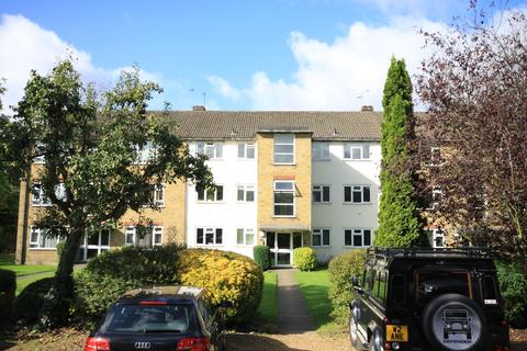 2 bedroom flat to rent, Pilgrims Court