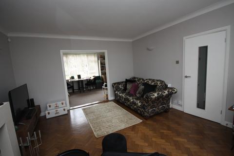 2 bedroom flat to rent, Pilgrims Court