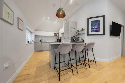 1 bedroom flat for sale, Oakley Green, Windsor
