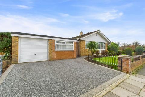3 bedroom bungalow for sale, Hall Drive, Middlesbrough TS5