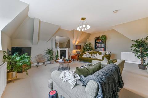 2 bedroom flat for sale, Beulah Hill, Crystal Palace, London, SE19