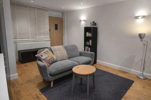 1 bedroom flat to rent, Accommodation Rd, Golders Green
