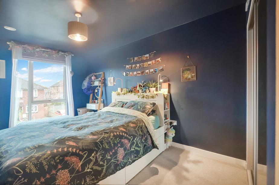 Master Bedroom (3).jpg