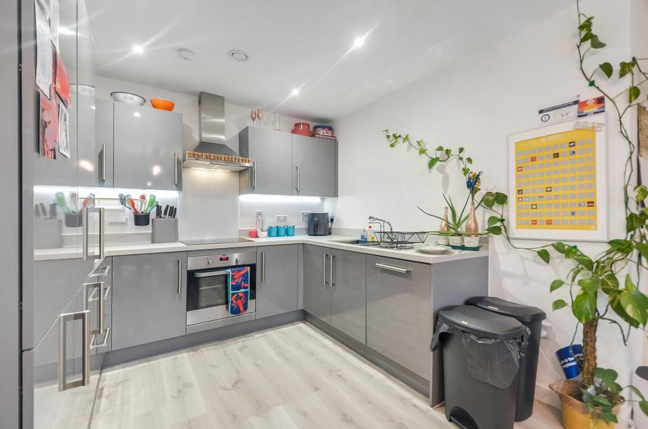 Kitchen Dining Room (1).jpg