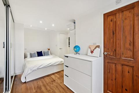2 bedroom apartment for sale, Philbeach Gardens, London, SW5