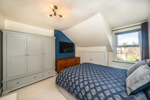 2 bedroom flat for sale, Marius Road, London SW17