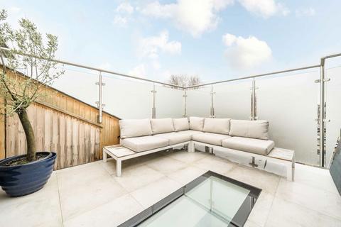 4 bedroom flat for sale, Waldron Road, London SW18