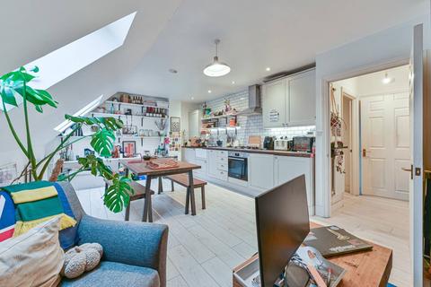 1 bedroom flat for sale, Kelly Avenue, Peckham, London, SE15
