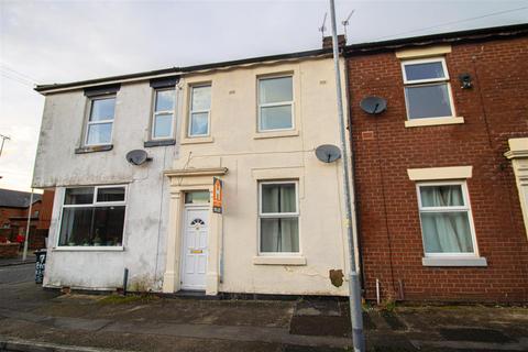 undefined, 2-Bed Terraced House to Let on Brookhouse Street, Preston