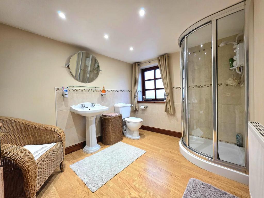 Ensuite