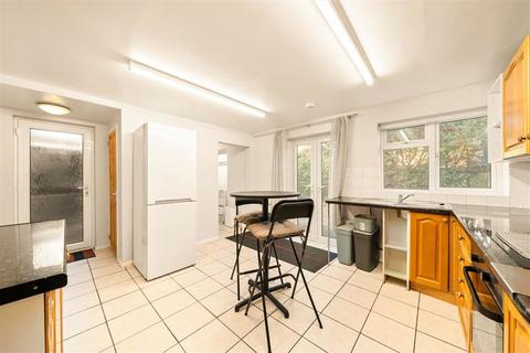 4 bedroom house to rent, Knoyle Street, London SE14