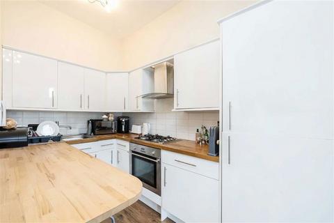 1 bedroom flat to rent, Waldegrave Road, Teddington TW11