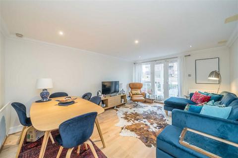 2 bedroom flat to rent, Twickenham Road, Teddington TW11