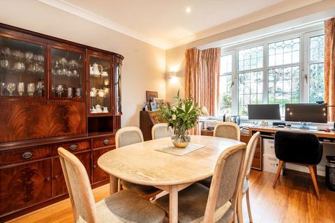 3 bedroom semi-detached house for sale, Harvard Road, Isleworth TW7