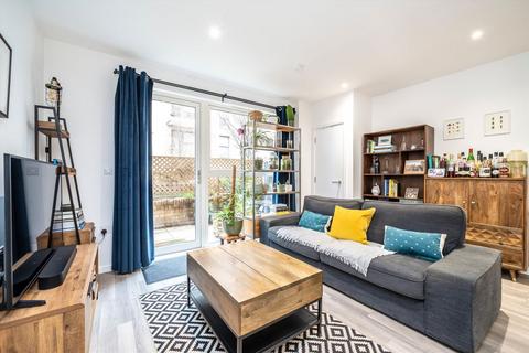 undefined, Selbourne Avenue, Hounslow TW3