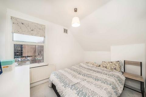 2 bedroom flat for sale, Fassett Road, Kingston Upon Thames KT1