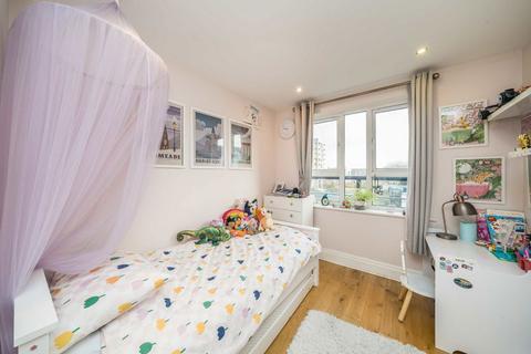 undefined, Royal Quarter, Kingston Upon Thames KT2