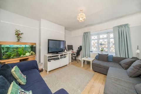2 bedroom flat for sale, Richmond Road, Kingston Upon Thames KT2