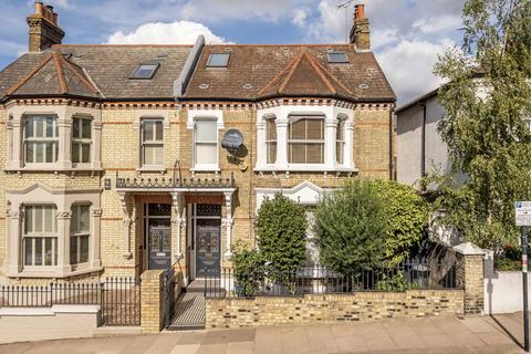 5 bedroom semi-detached house for sale - Wakehurst Road, London SW11