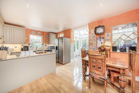5 bedroom semi-detached house for sale, Wakehurst Road, London SW11