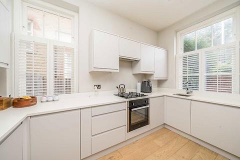 1 bedroom flat for sale, Cranes Park, Surbiton KT5