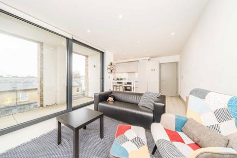 1 bedroom flat for sale, Brighton Road, Surbiton KT6
