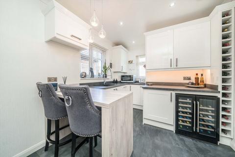 undefined, Elmcroft Drive, Chessington KT9