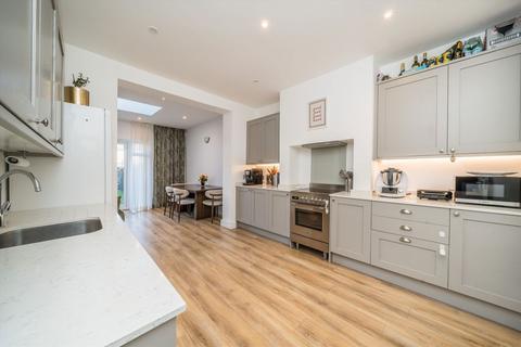 3 bedroom terraced house for sale, Thornhill Road, Surbiton KT6