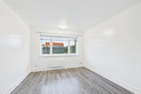2 bedroom maisonette for sale, Wolsey Road, Ashford, Surrey, TW15