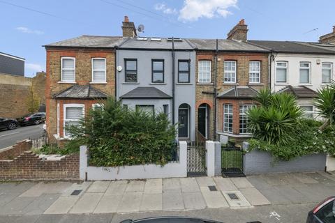 3 bedroom apartment for sale - Flat 2, Cambridge Road, Hanwell, W7