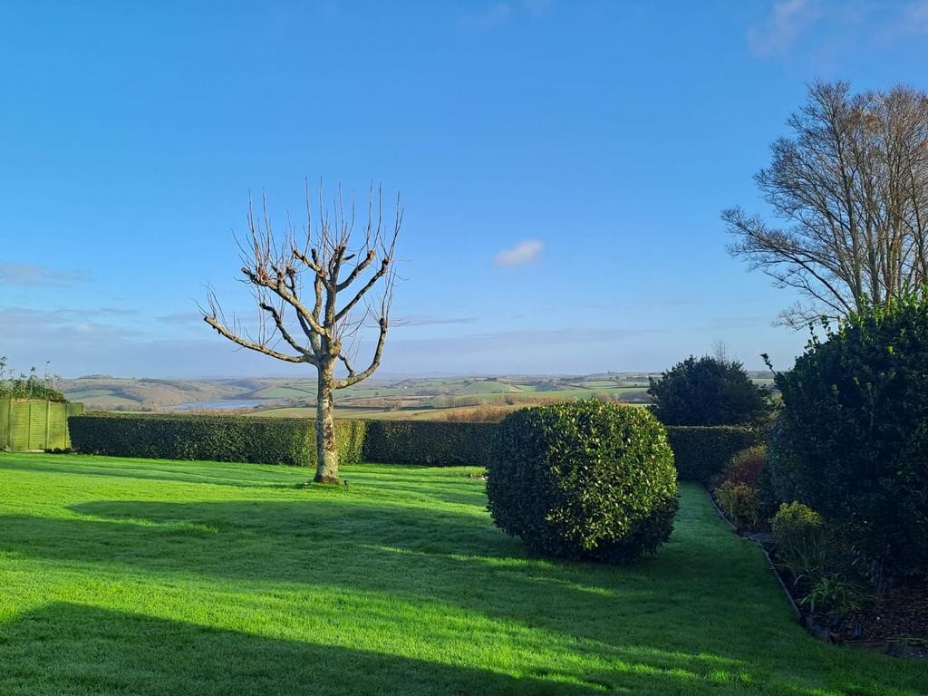 Whats App Image 2025-11-28 at 10.29.00 734aeae4