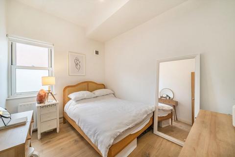 2 bedroom maisonette for sale, Ashbourne Road, Mitcham CR4