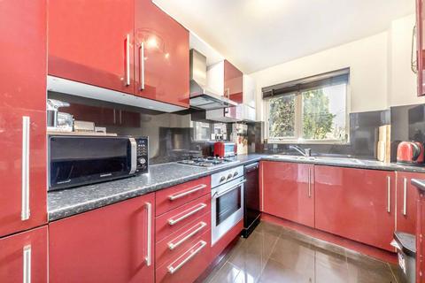 2 bedroom flat for sale, Hanger Lane, London W5