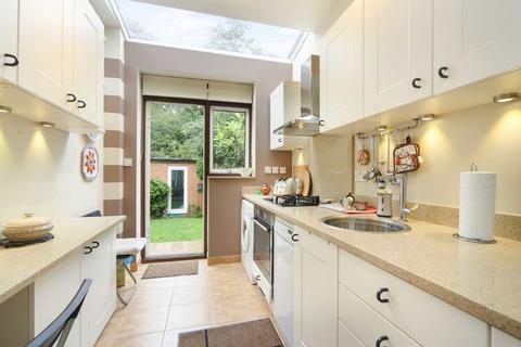 undefined, Cleveley Crescent, London W5