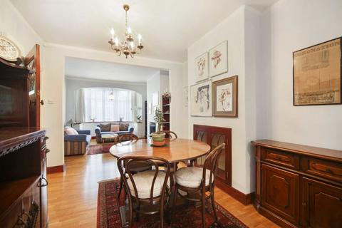 undefined, Cleveley Crescent, London W5