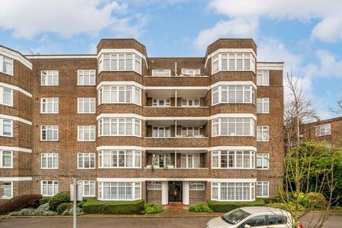 undefined, Mount Avenue, London W5