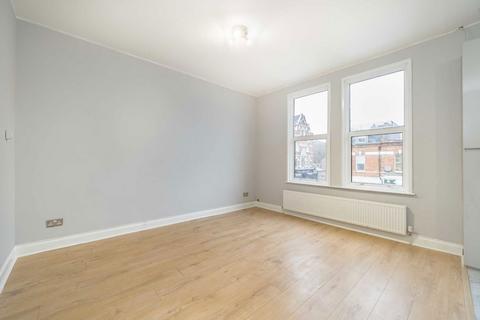 1 bedroom flat for sale, The Grove, London W5