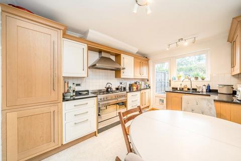 undefined, Amyand Park Road, St Margarets TW1