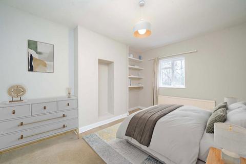 4 bedroom terraced house for sale, Gloucester Road, London W3