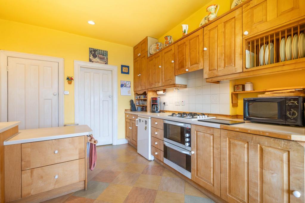 Kitchen diner