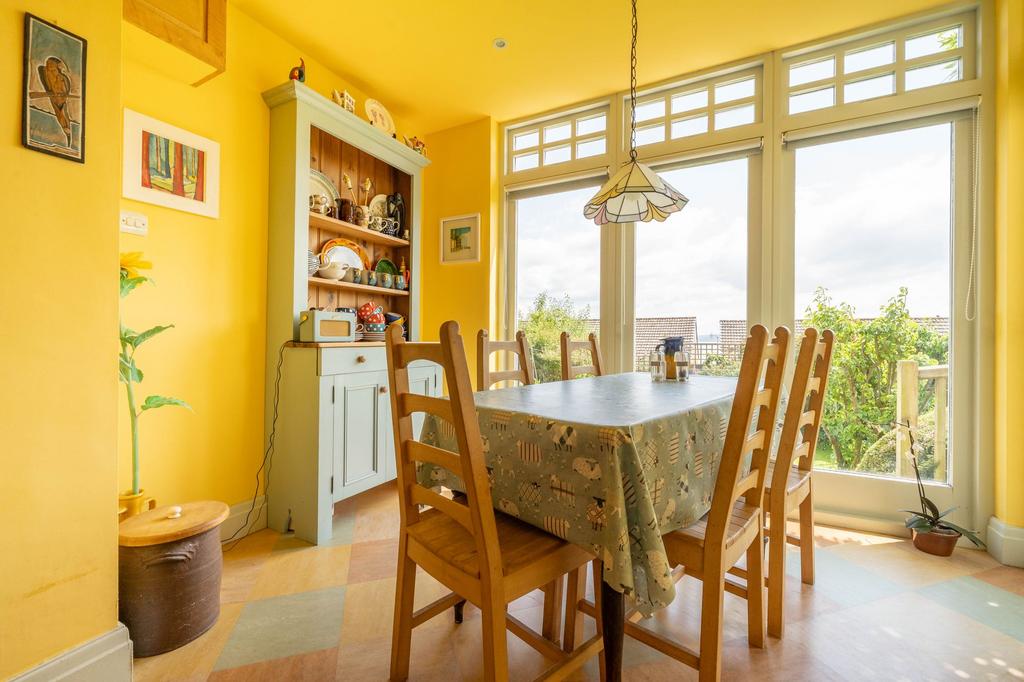 Kitchen diner