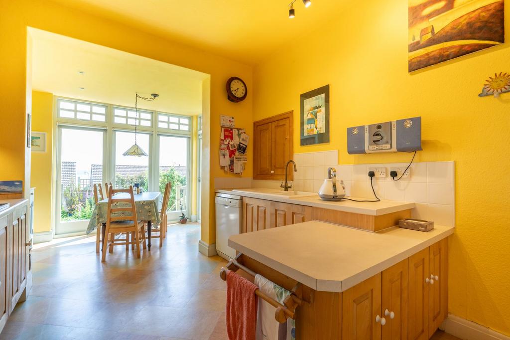 Kitchen diner