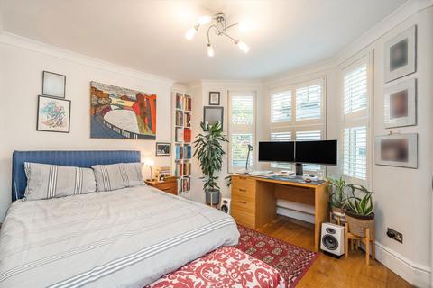 2 bedroom flat for sale, Dawes Road, London SW6