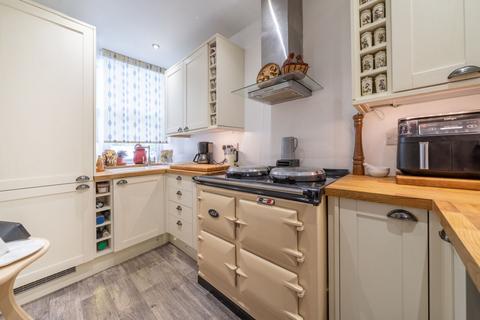 2 bedroom apartment for sale, Cardrona Court, Grange-Over-Sands, LA11