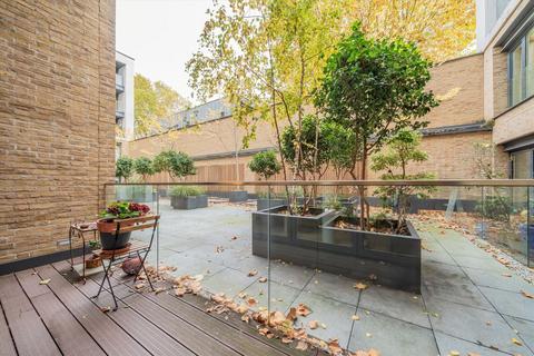 2 bedroom flat for sale, Farm Lane, London SW6