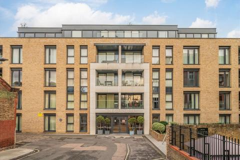 Farm Lane, London SW6