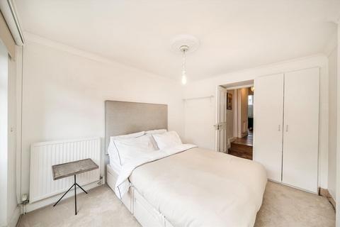 2 bedroom flat for sale, Harwood Road, London SW6
