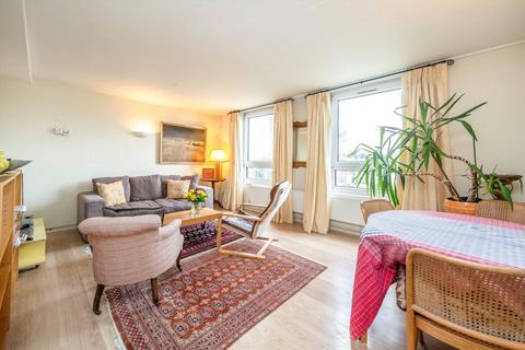 3 bedroom flat for sale, Clem Attlee Court, London SW6