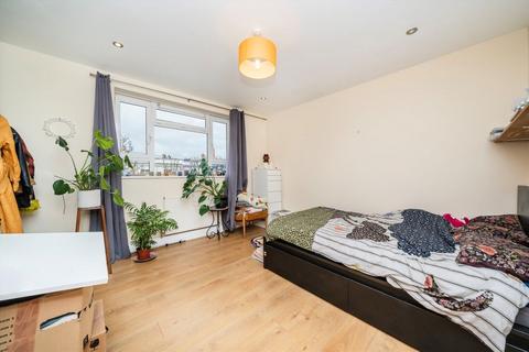 Studio for sale, Anselm Road, London SW6