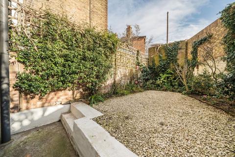 2 bedroom flat for sale, Wandsworth Bridge Road, London SW6